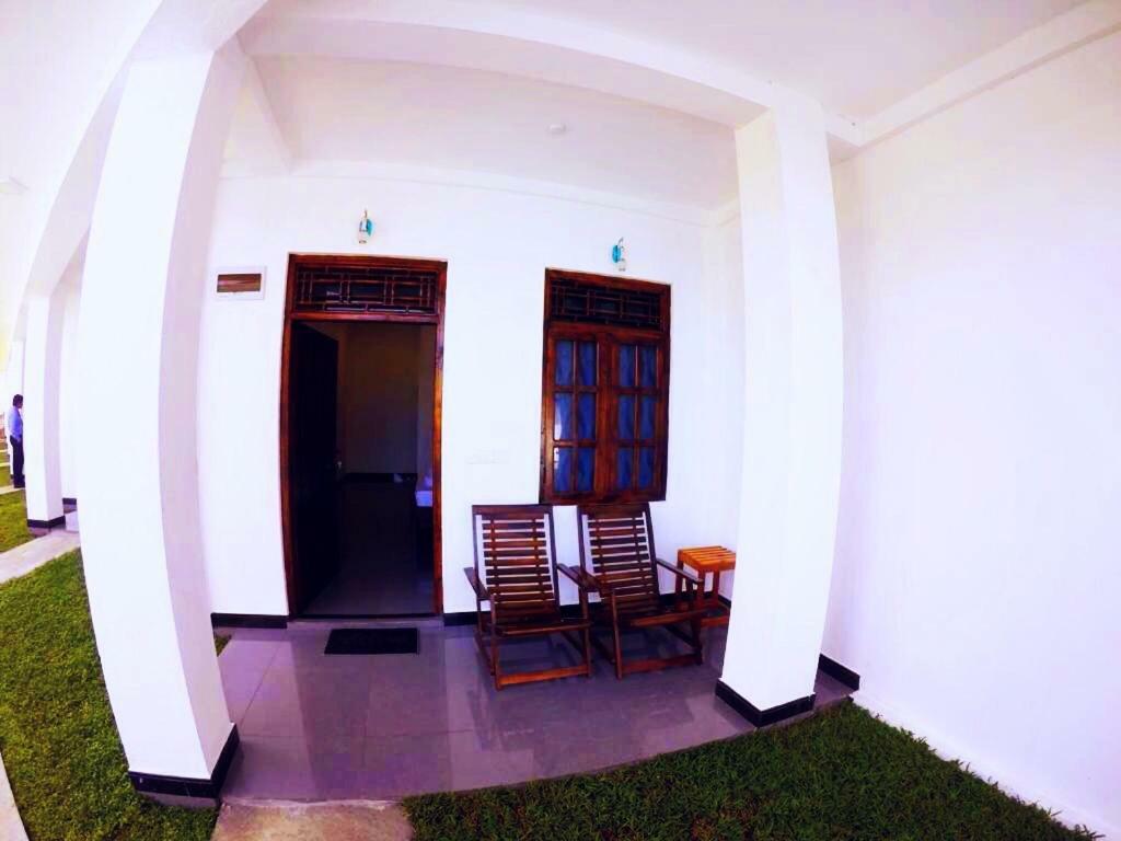 Guitar bay Hotel Arugam Bay Bagian luar foto