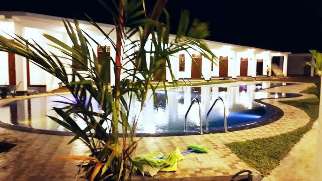 Guitar bay Hotel Arugam Bay Bagian luar foto